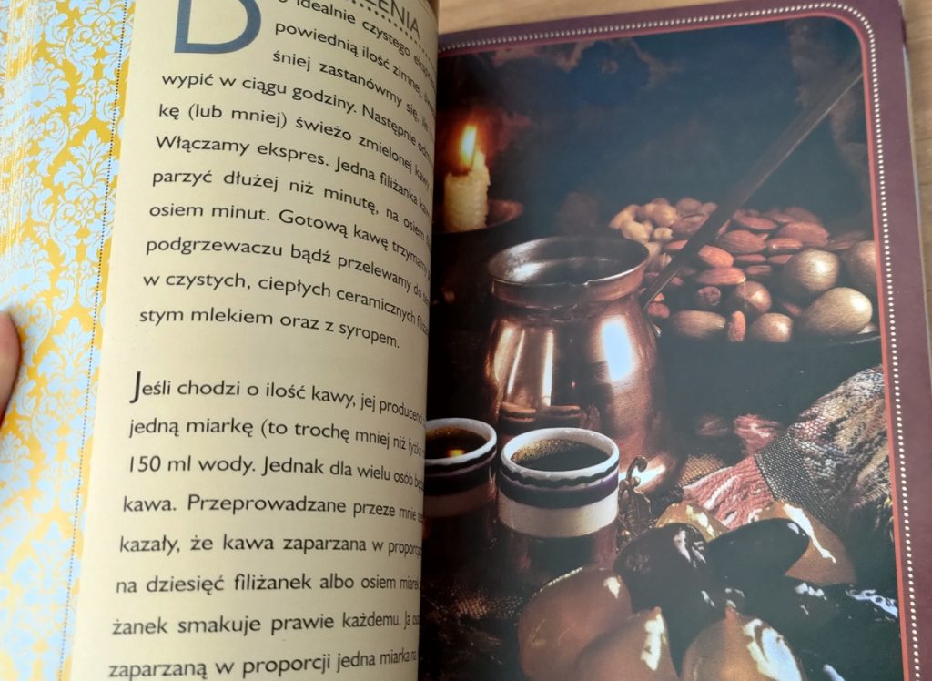 Kawa 100 Przepisów Mary Ward fragment środka ksiązki